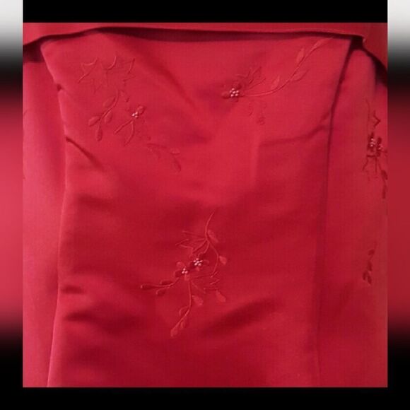 Ginnis Red Satin embroidered bodice bridesmaid gown - Picture 5 of 11